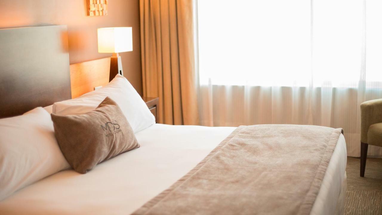 Mds Hotel Калама Экстерьер фото A bed runner