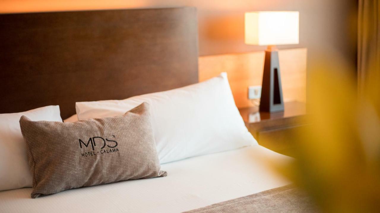 Mds Hotel Калама Экстерьер фото A room at MDS