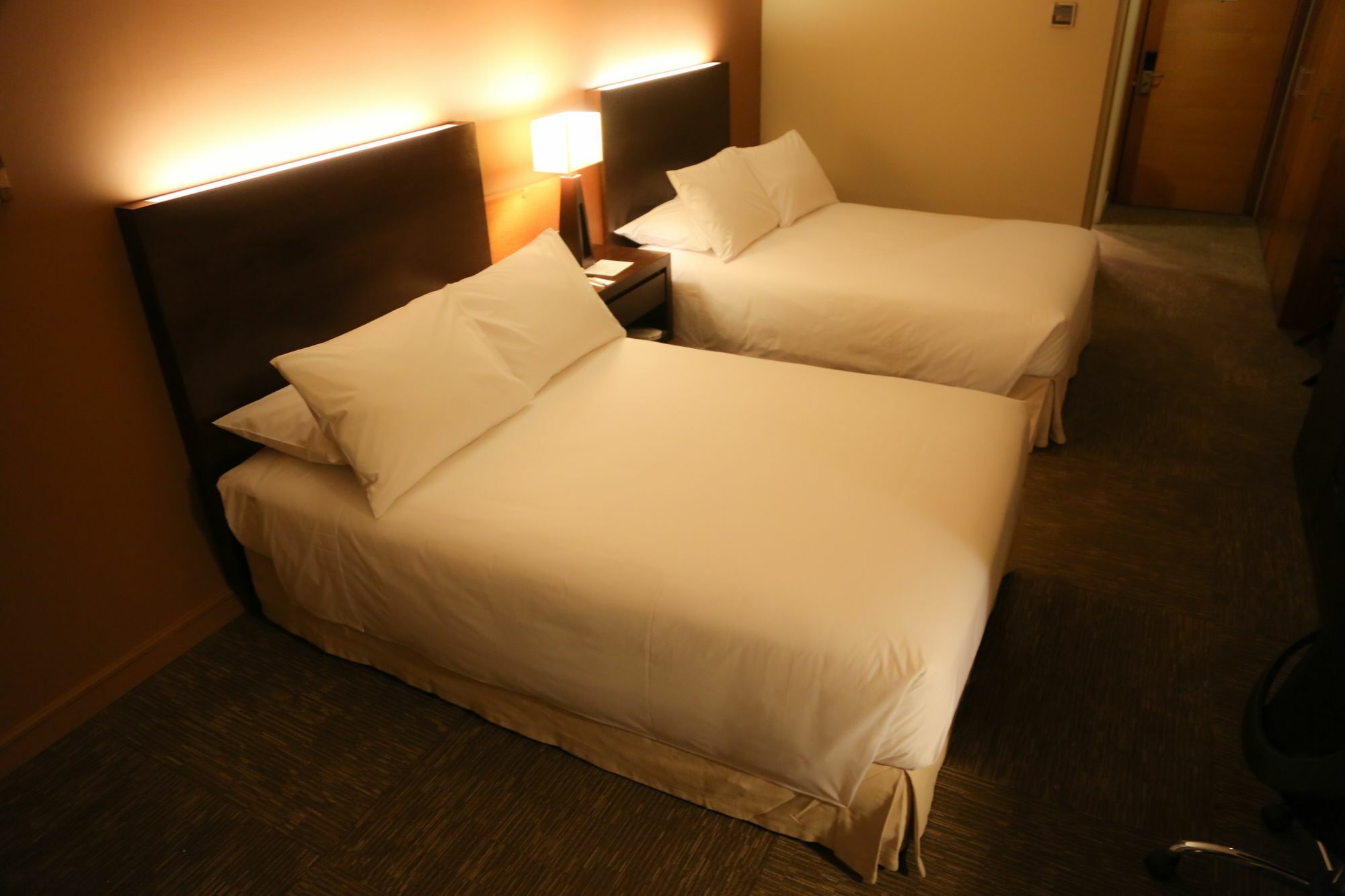 Mds Hotel Калама Экстерьер фото Two beds